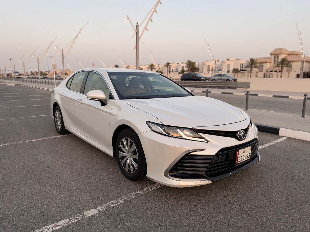 First Owner | Camry 2021 LE - 3