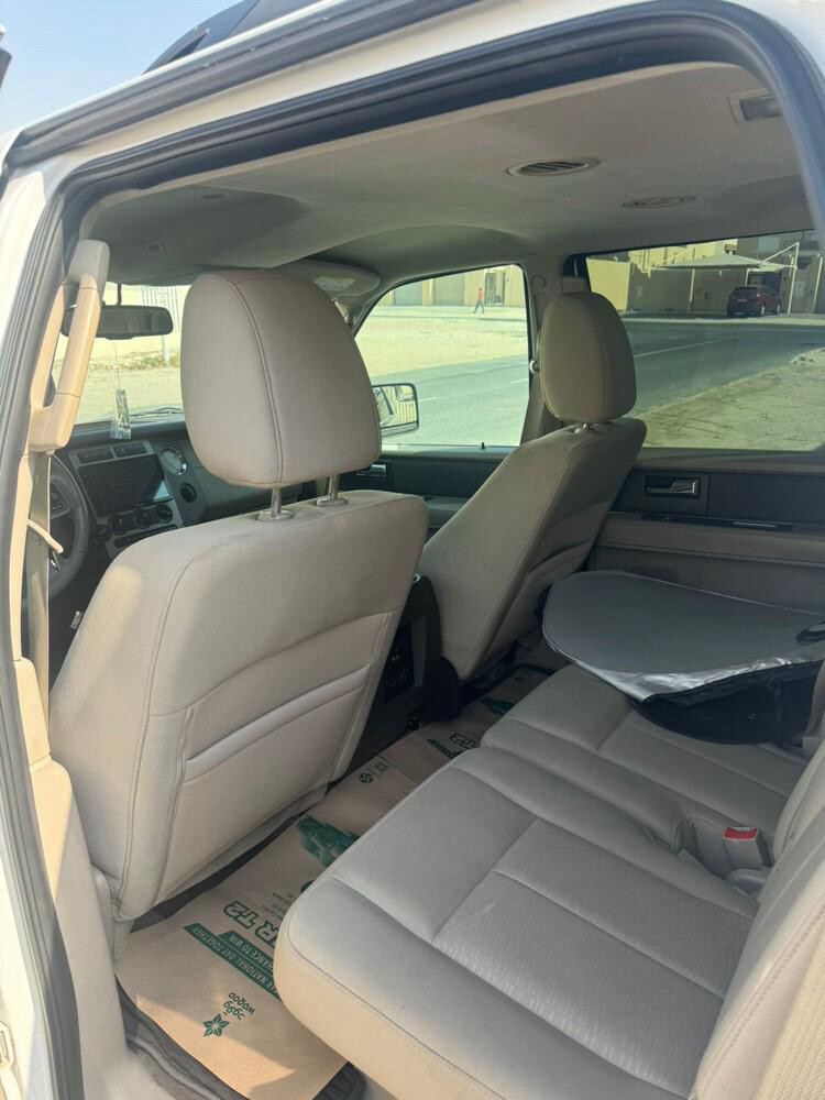 Ford Expedition 2012 - 4
