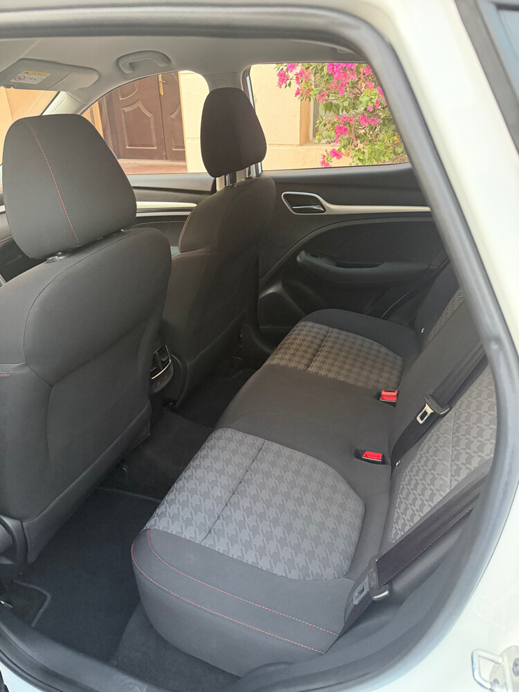 Mg Zs 2023 - 4