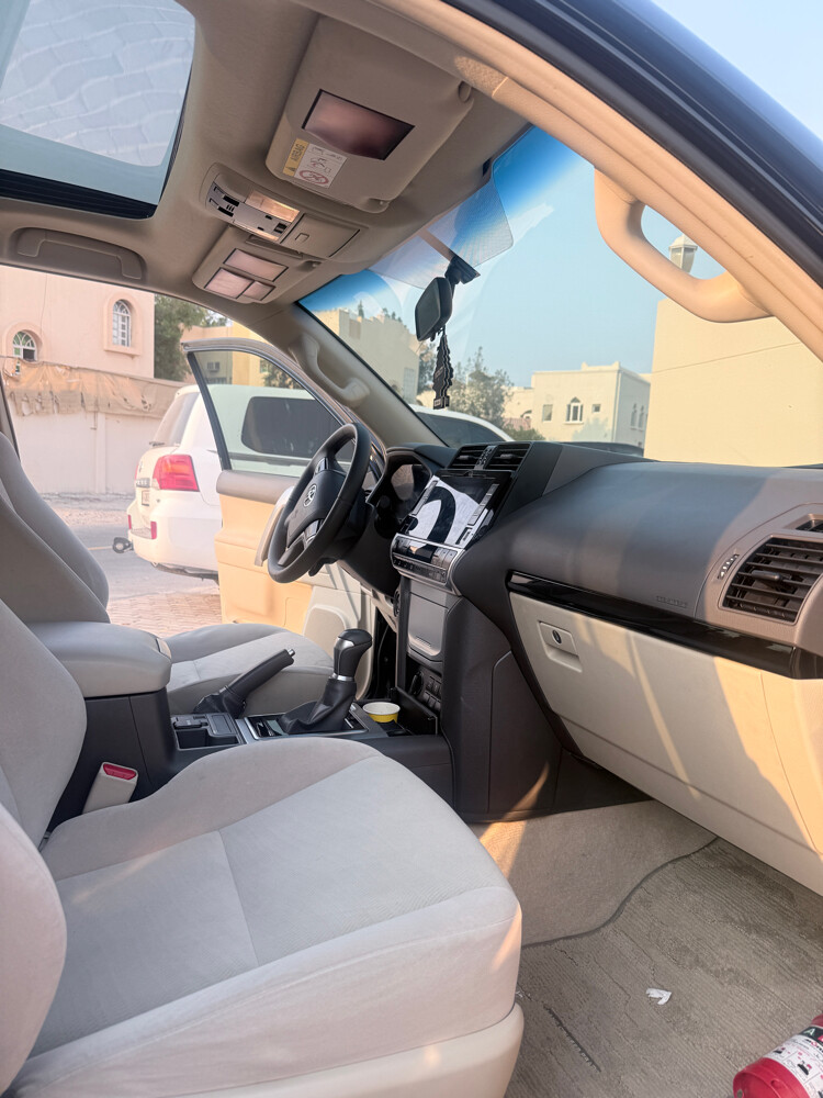 Toyota prado 2021 full option - 8