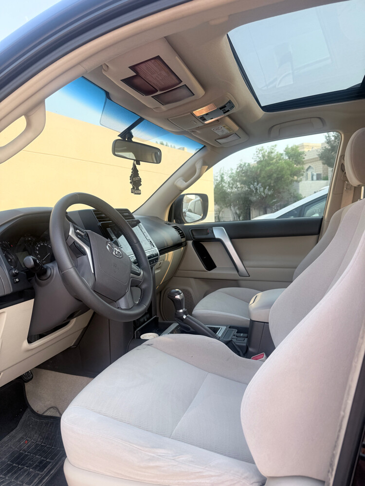 Toyota prado 2021 full option - 2