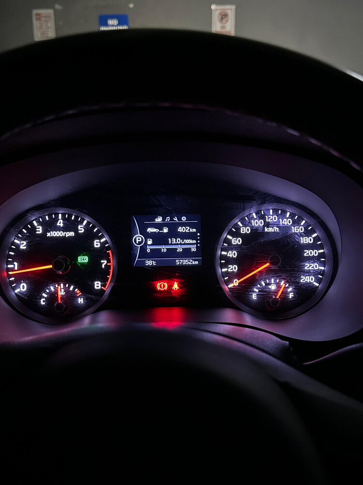 KIA Sportage Full Options Low KM - 8
