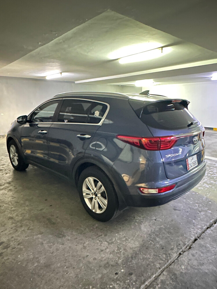 KIA Sportage Full Options Low KM - 9