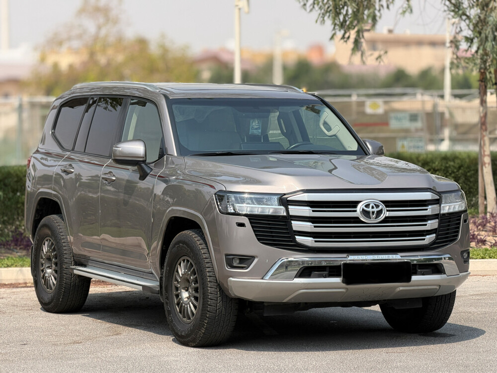 Toyota Land Cruiser GXR - 5