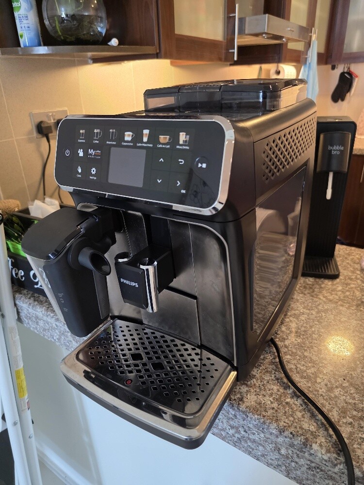 Philips Espreso Maker EP5447/90 - 1