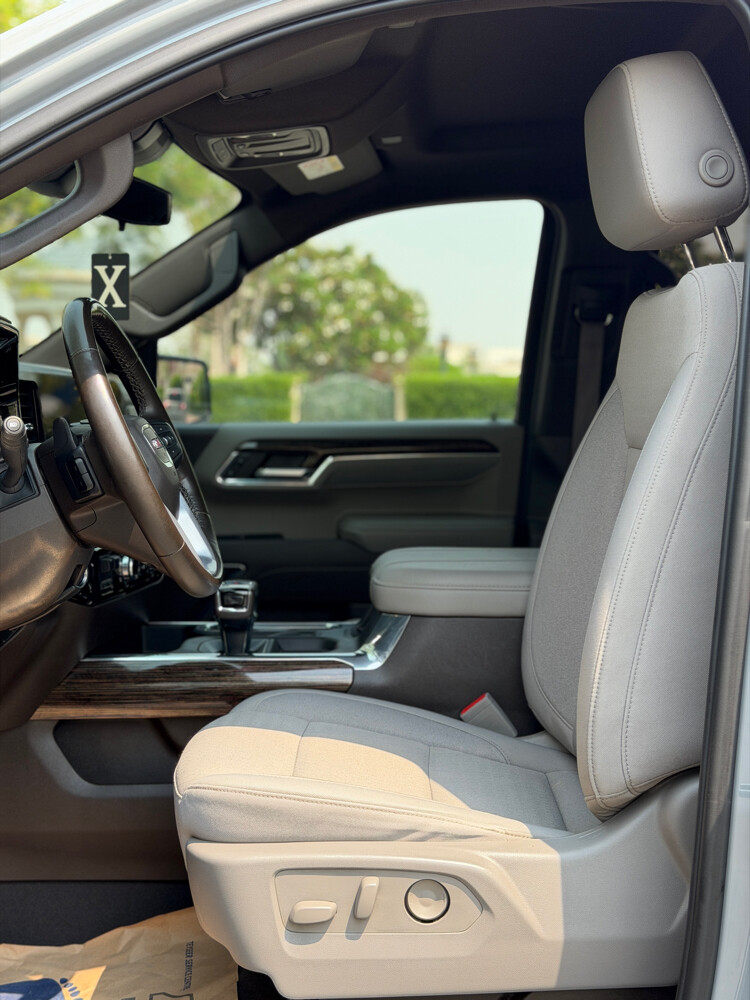 GMC Sierra Elivation  - 9