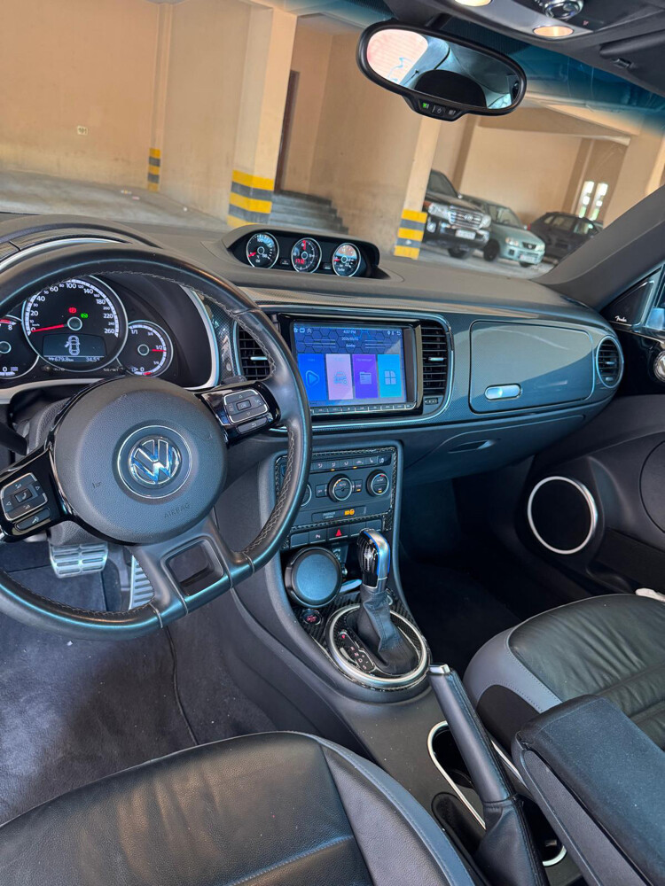 Volkswagen Beetle 2015 – 2.0 Turbo - 6