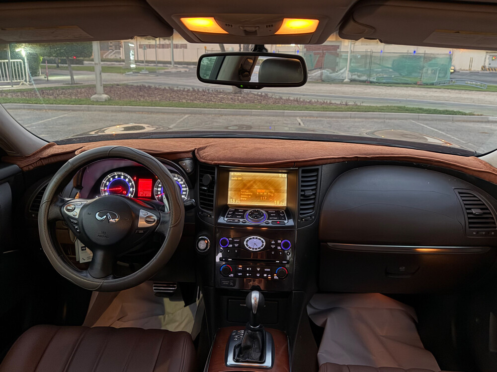  INFINITI FX35 2009 – FULL OPTION - 6