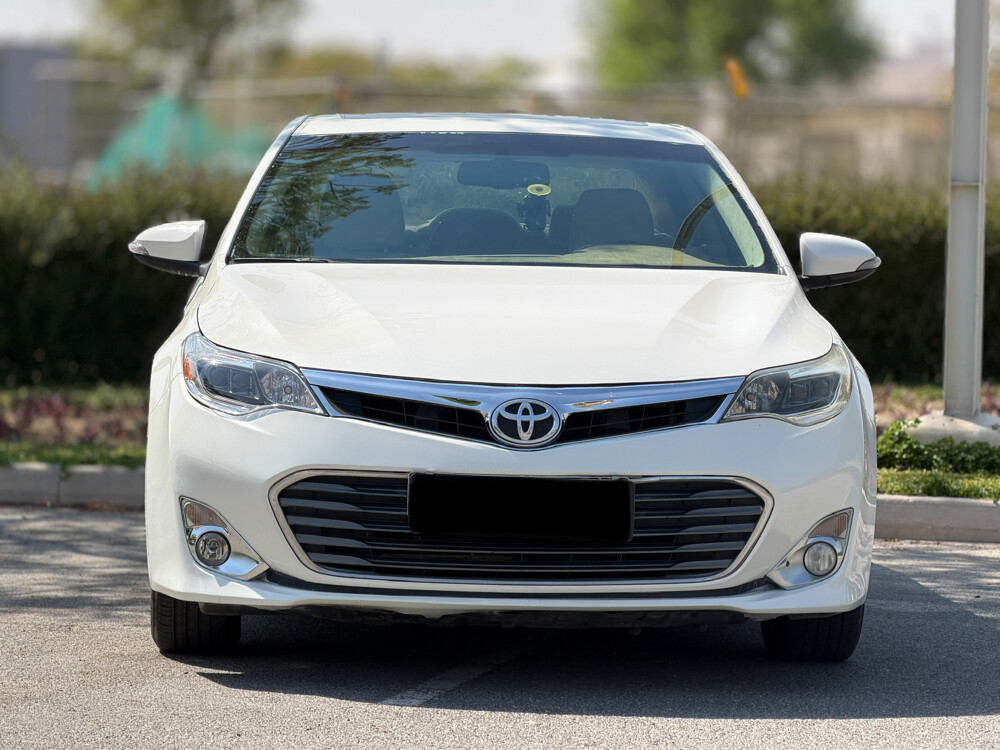 Toyota Avalon XLE - 6