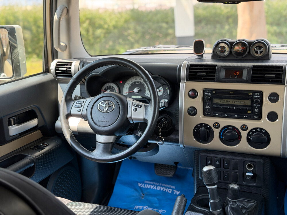 Toyota FJ cruiser  - 10