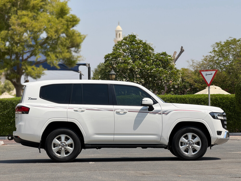 Toyota Land Cruiser GXR - 6