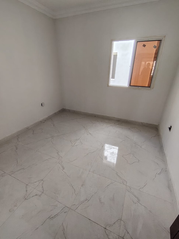للإيجار شقق في مدينه خليفه - 3