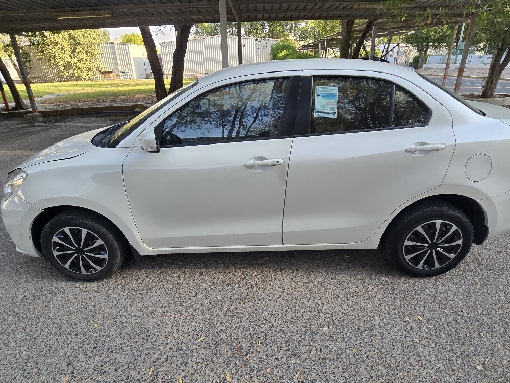 Suzuki dzire 2022 model 
Estmara 6 - 4