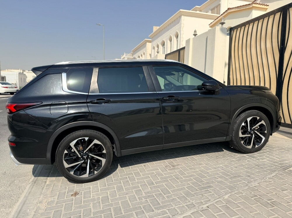 MITSUBISHI OUTLANDER 2024 - 6