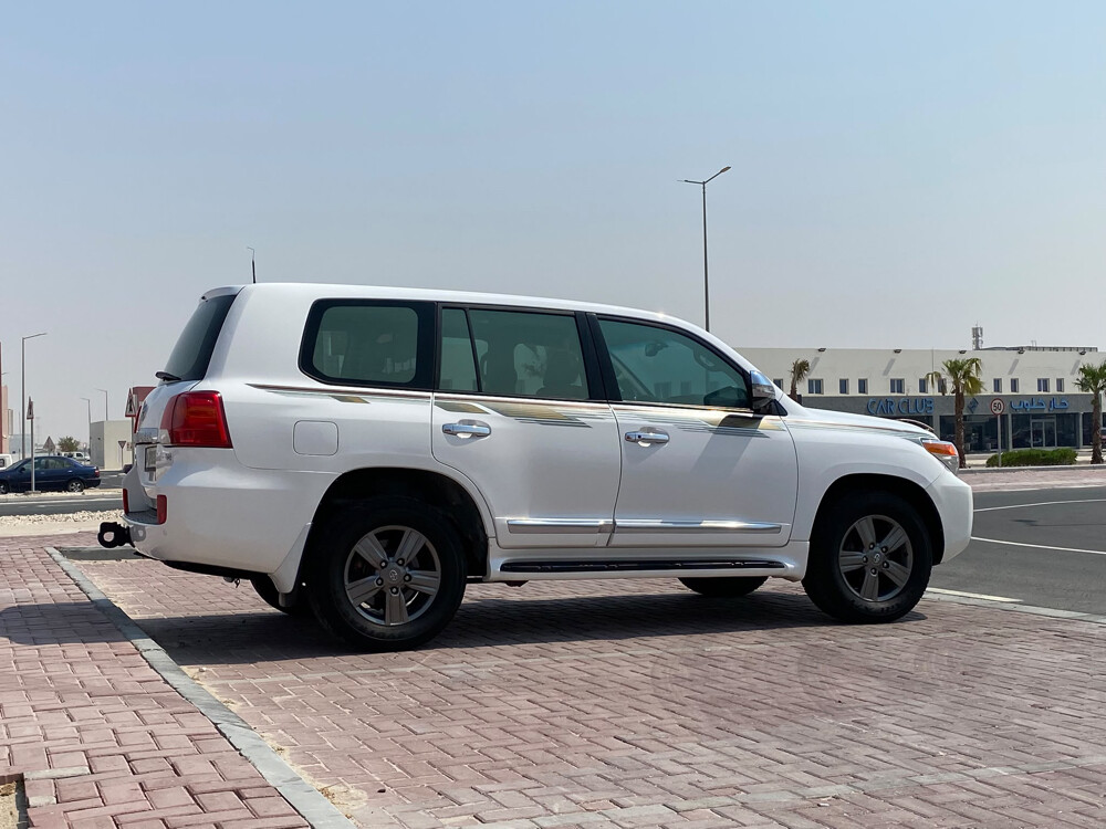 ‏Toyota GXR (8-cylinder) 2014 - 4