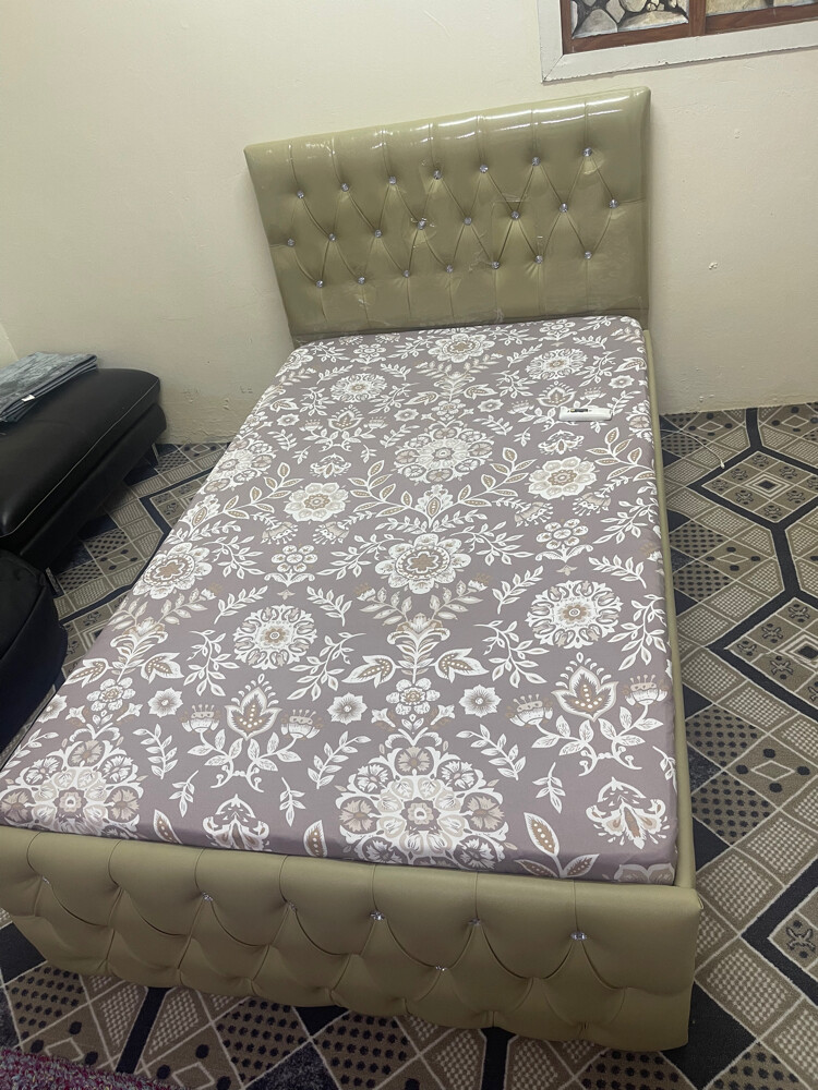 Single Bed - 2