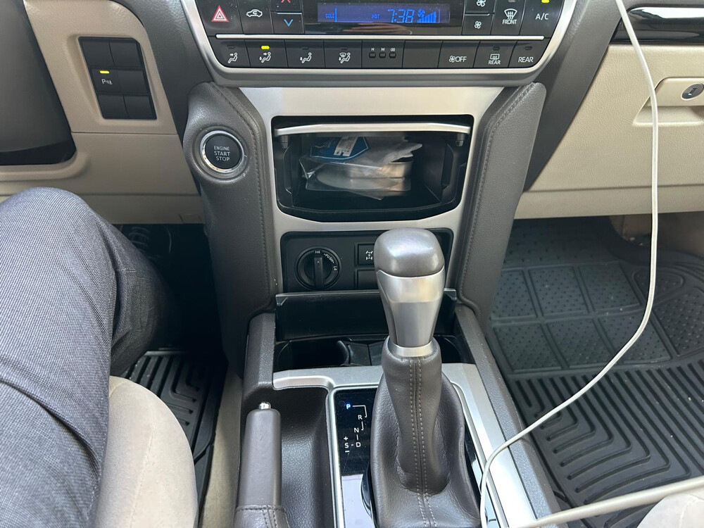 Toyota Prado TXL V6 2023 - 5