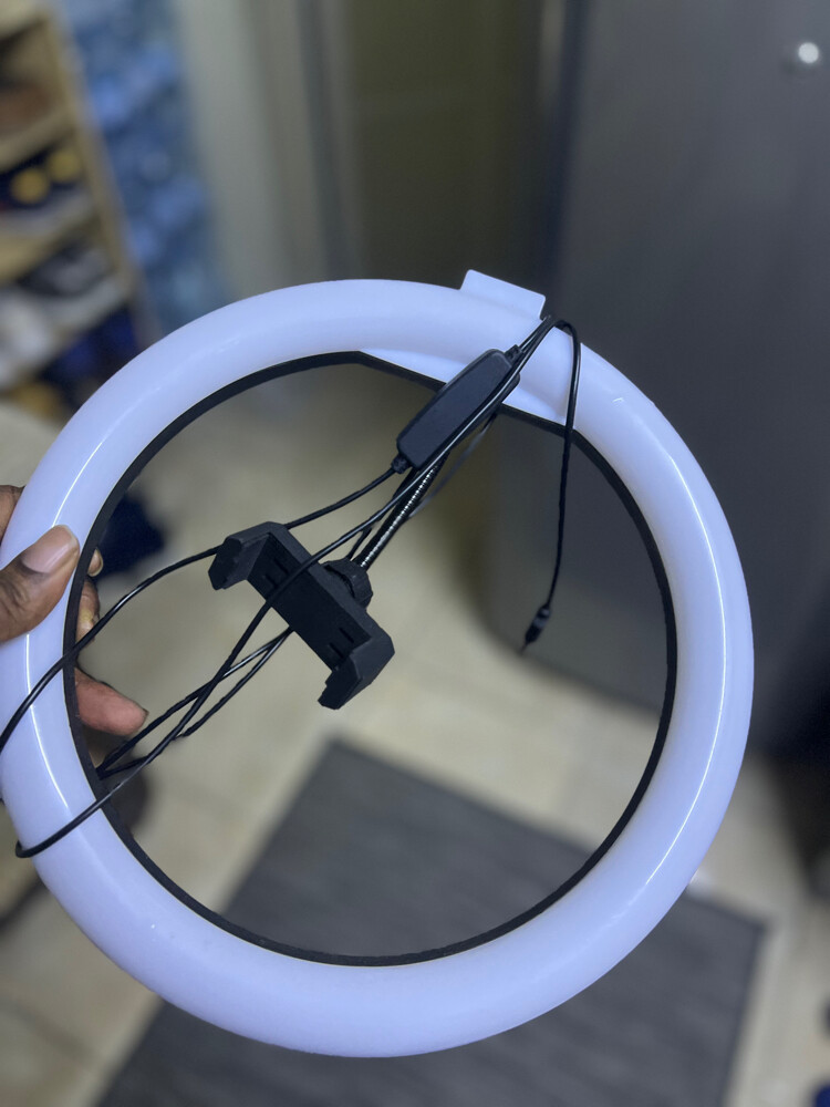 ring light - 1
