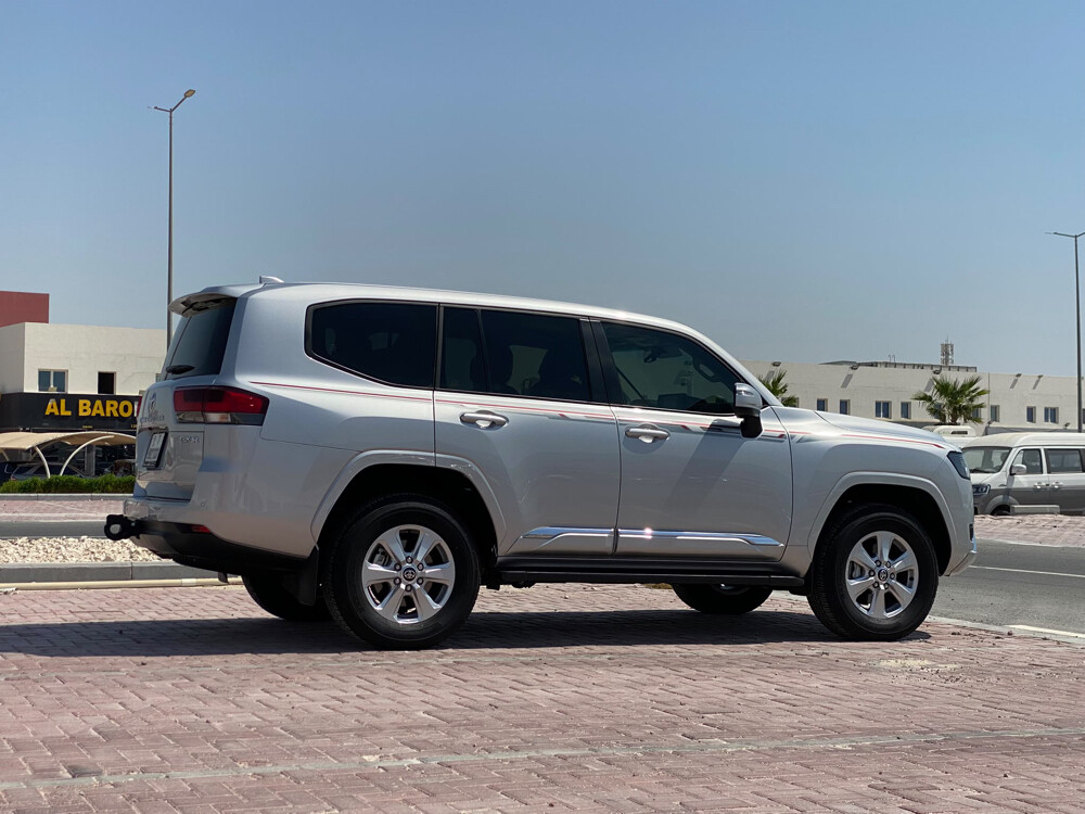 Toyota Land Cruiser GXR 2026 - 3