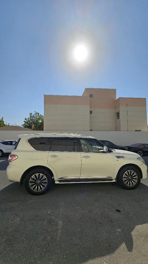 Nissan Patrol LE 2012 - 4