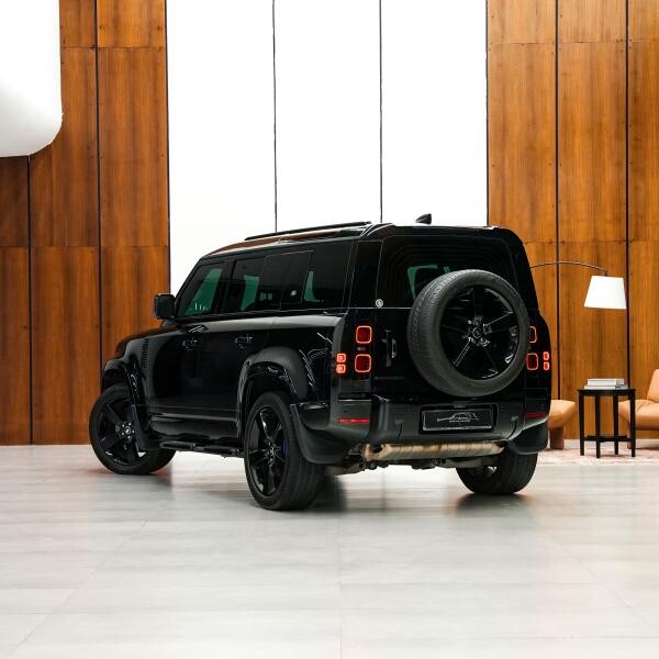 LAND ROVER DEFENDER 110 HSE 2024 - 2