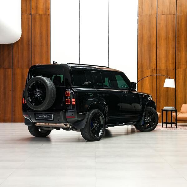 LAND ROVER DEFENDER 110 HSE 2024 - 7