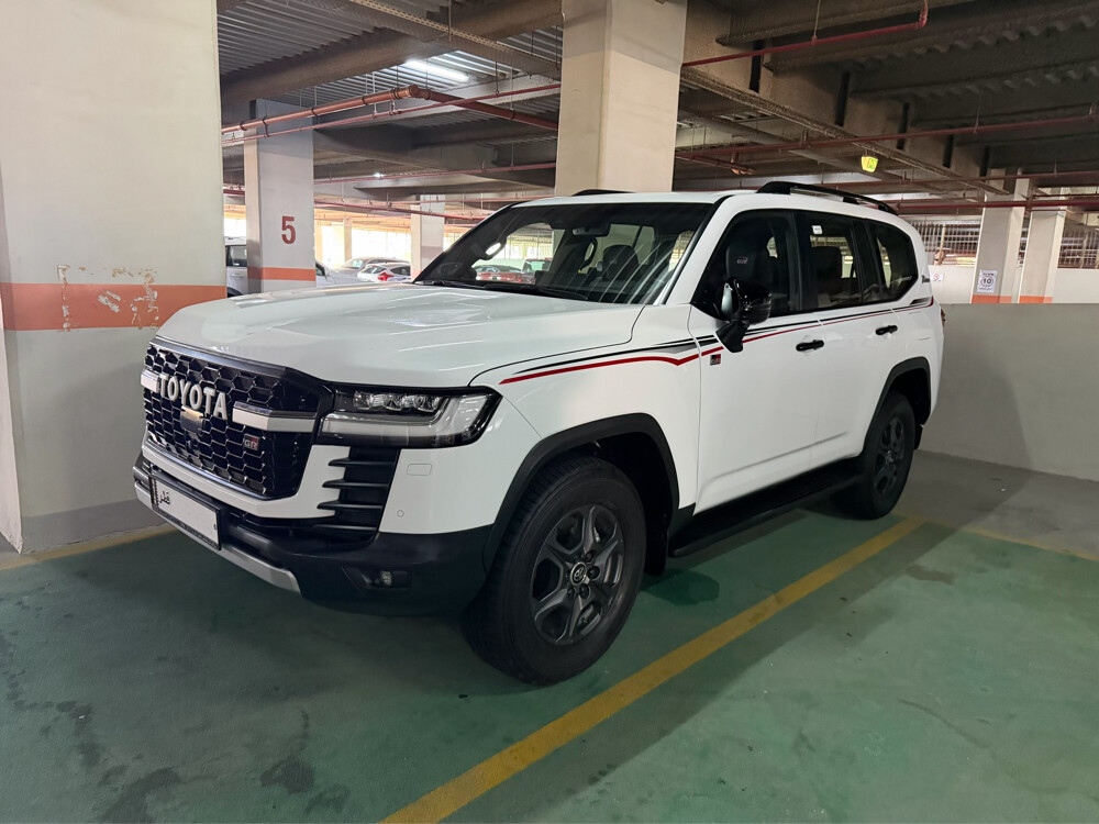 2022 Toyota Land Cruiser GR Sport - 2