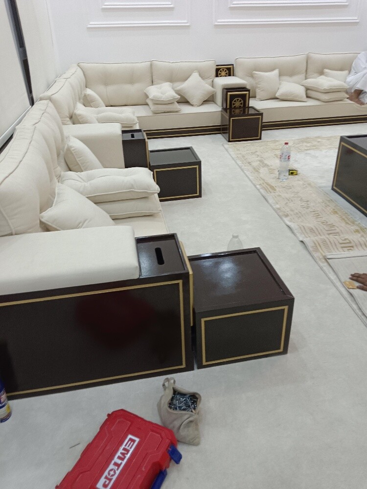 ستائر وأريكة - 8