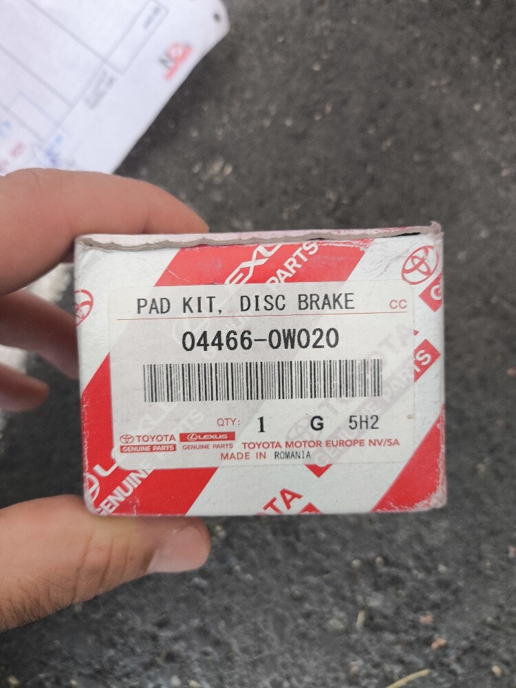 brakes pads front and back genuine - 2