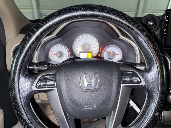 HONDA PILOT 4WD - Best Family Car  - 9