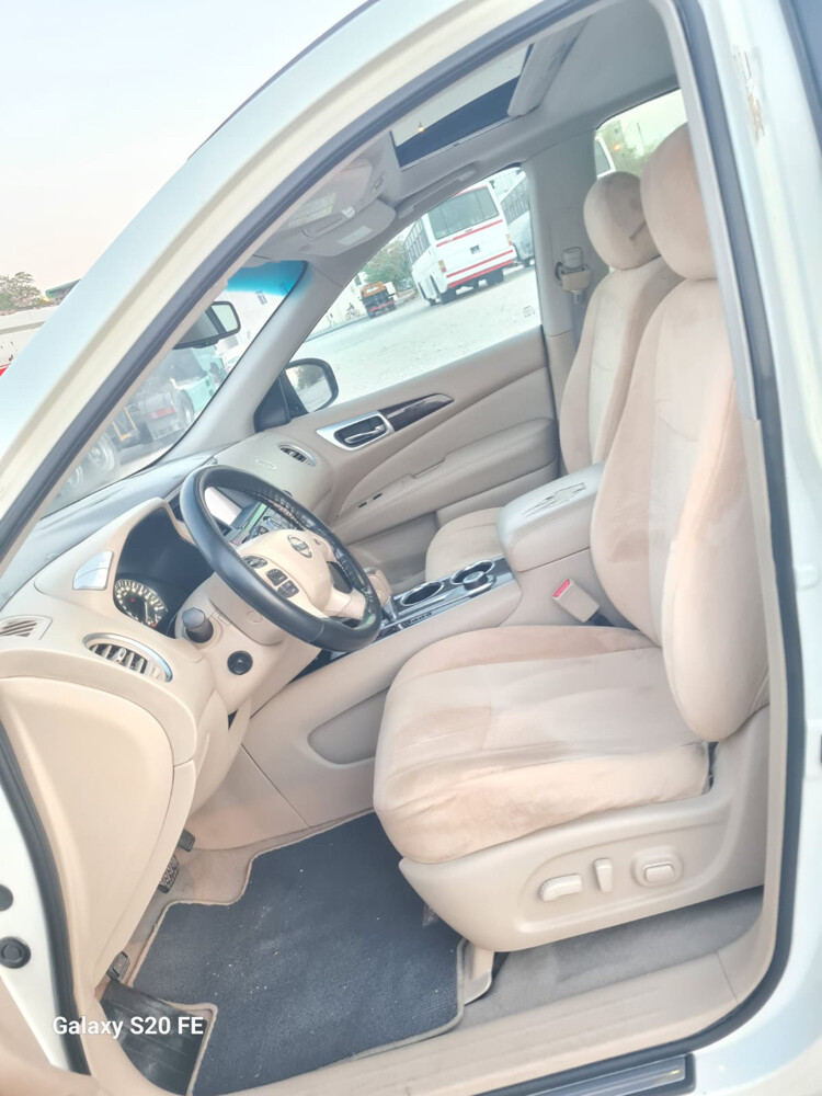 Nissan Pethfinder full option - 9