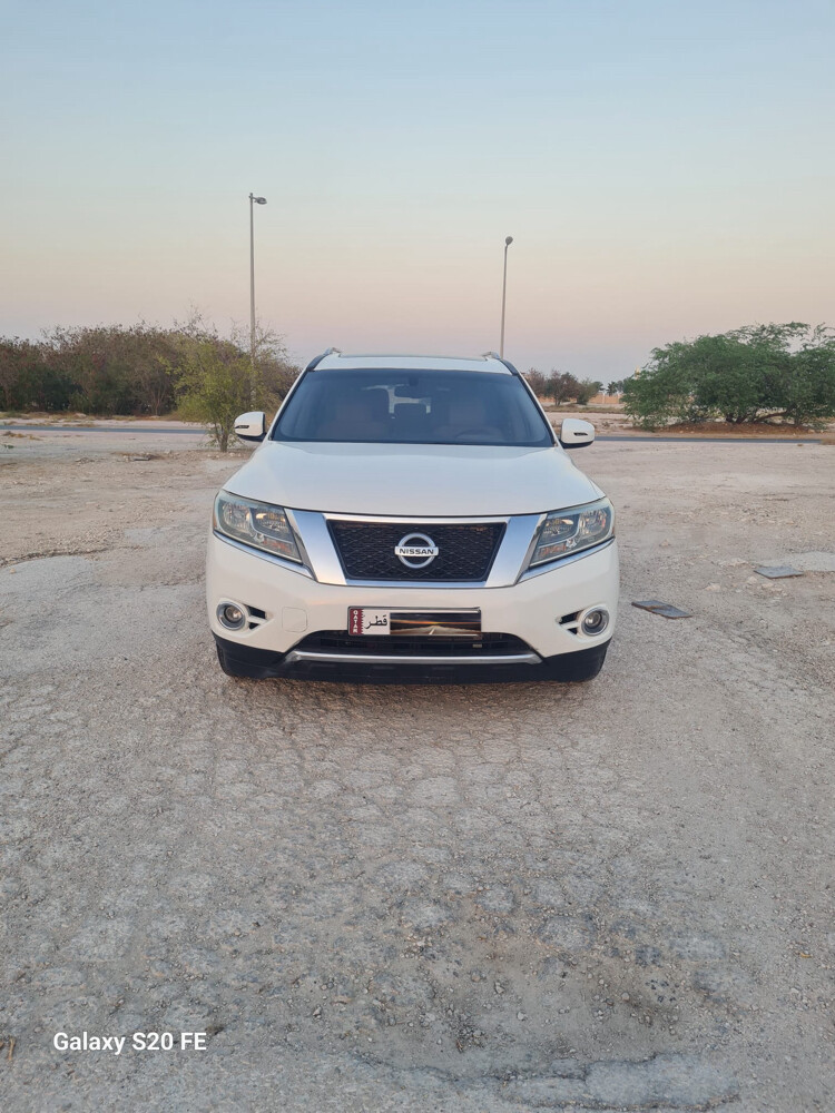 Nissan Pethfinder full option - 2