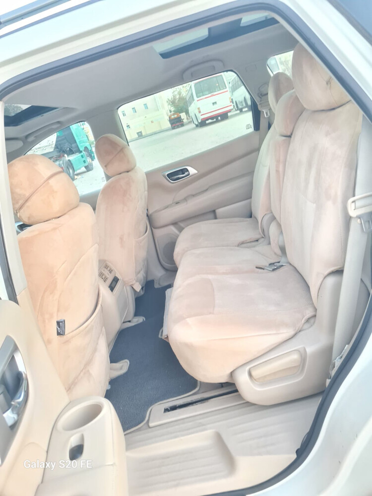 Nissan Pethfinder full option - 7