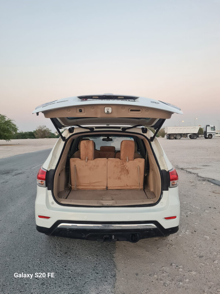 Nissan Pethfinder full option - 8