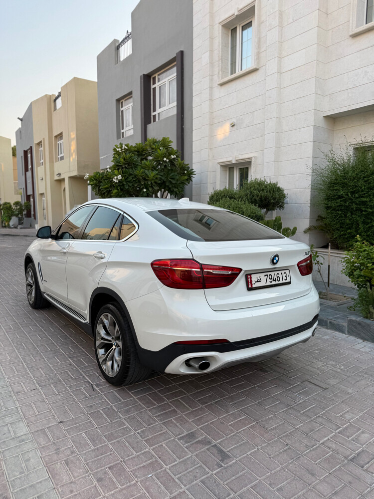 BMW x6  - 2