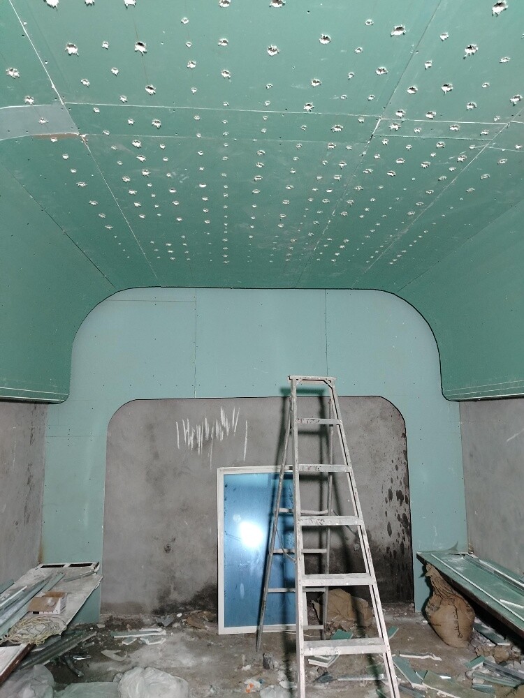 gypsum ceiling wall design and pain - 2