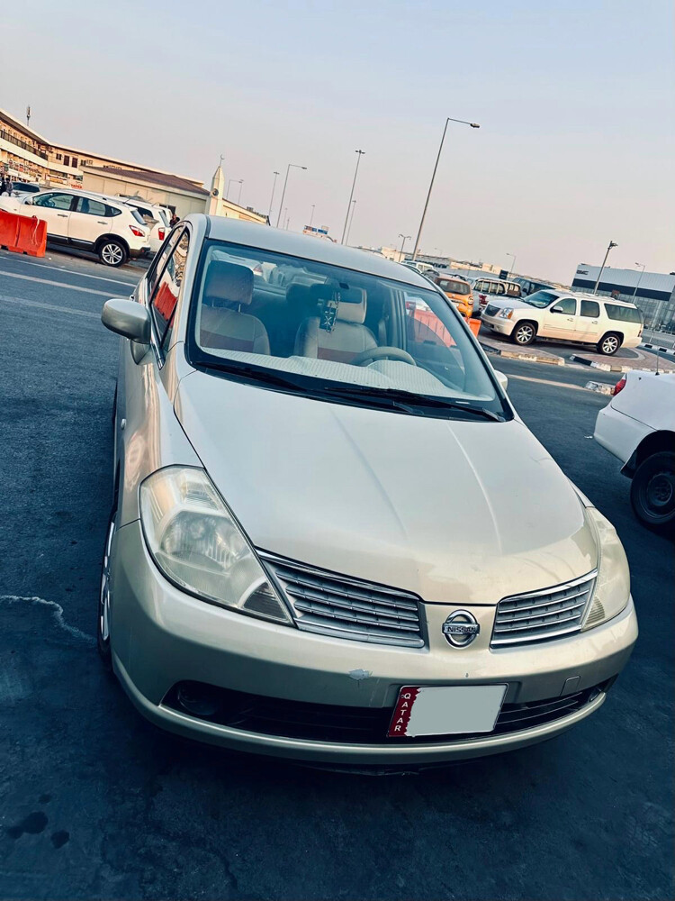 Nissan Tiida 2007 - 5
