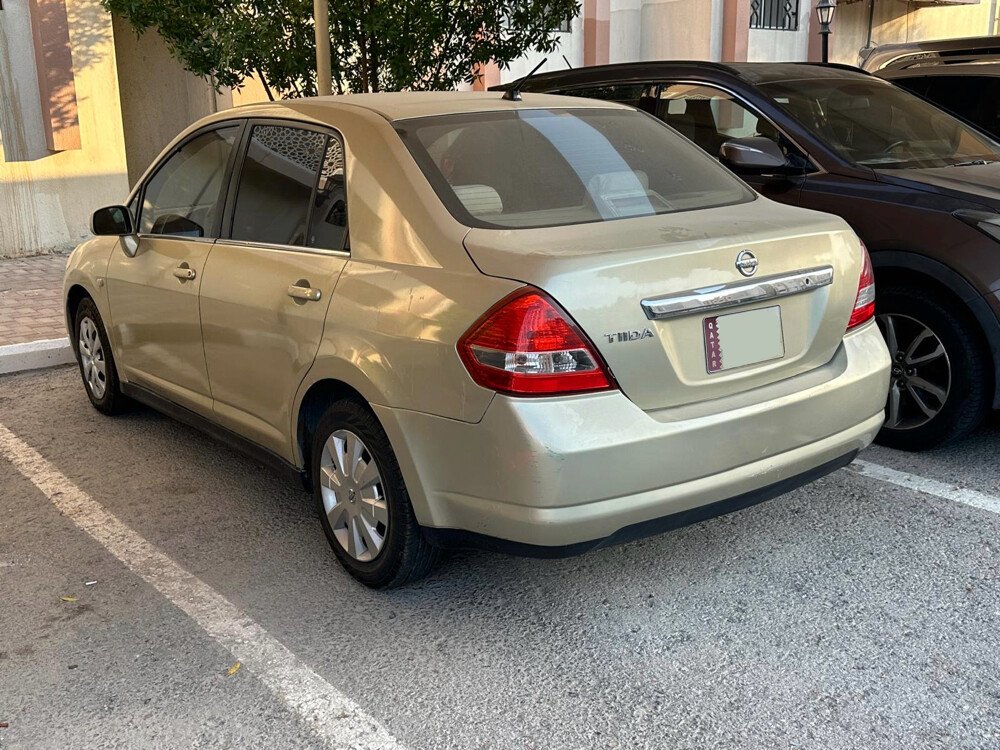 Nissan Tiida 2007 - 4