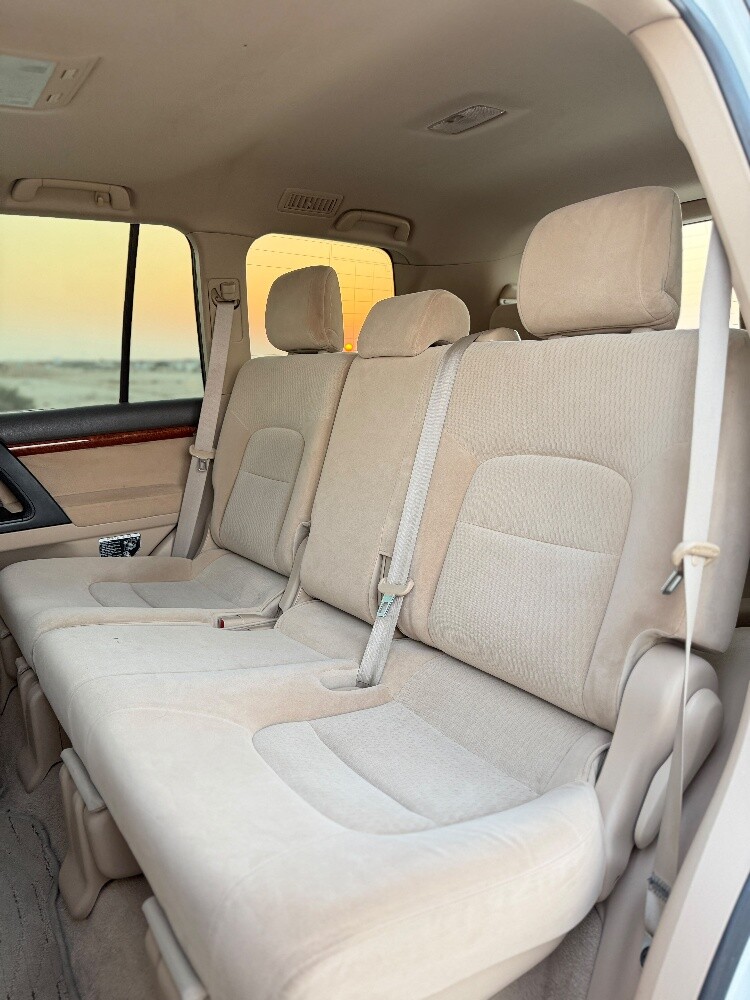 Toyota land cruiser gxr - 9