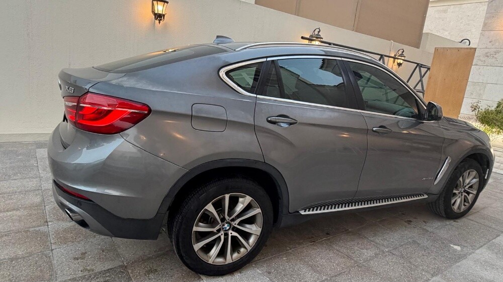 BMW X6 xDrive35i (2016) - 10