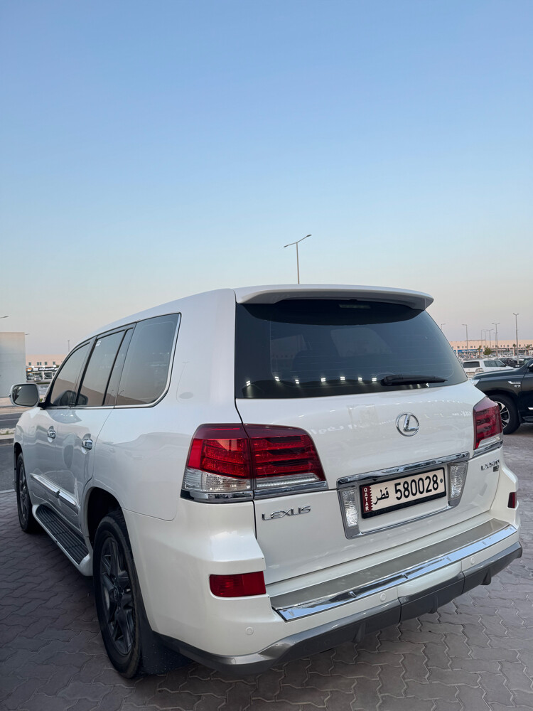 لكزس 2013 ابيض لؤلؤي - 8