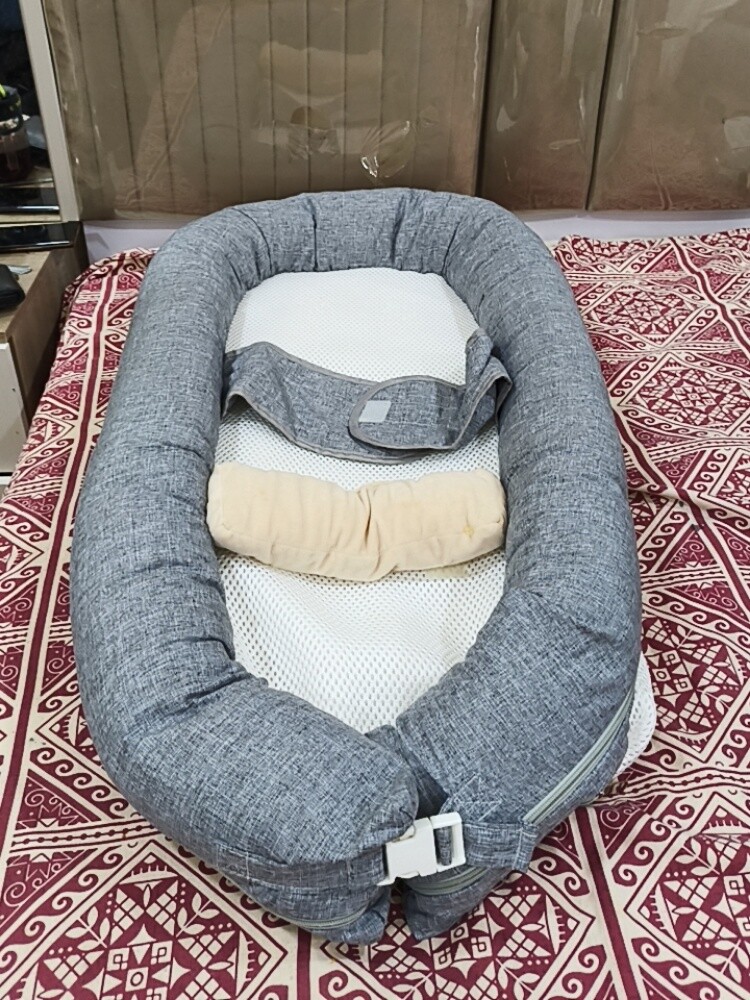 baby nest - 2