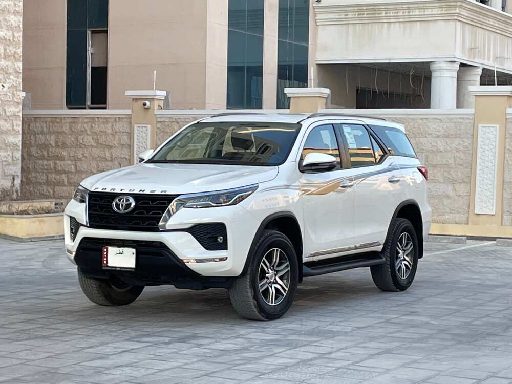 Toyota Fortuner 2024 - 1