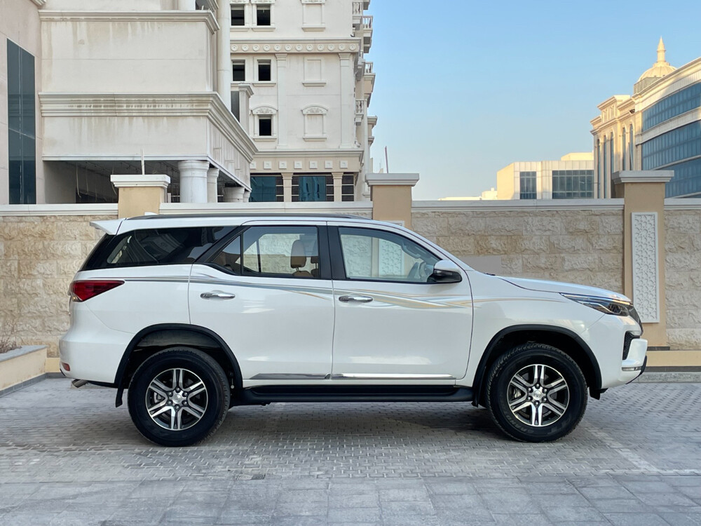 Toyota Fortuner 2024 - 24