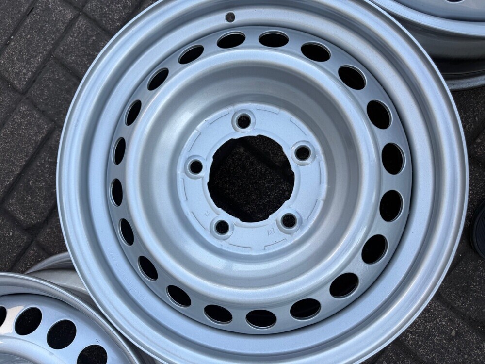 Senabor Rim Original 5 bolt size 17 - 1