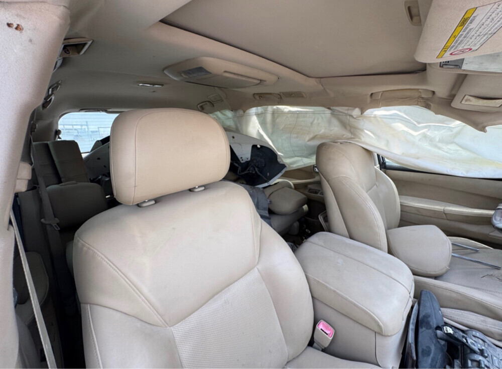Lexus Lx570 scrap - 3