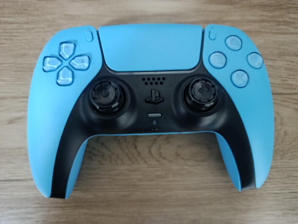 new ps5 controller no  drifts - 1