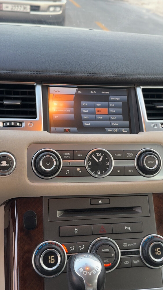 Range Rover Sport for sale. - 10