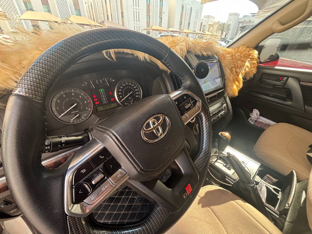 landcruiser gxr v8 2011 for sale - 9