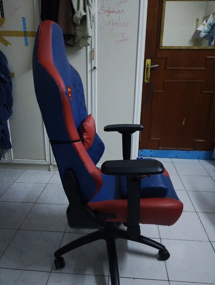 Gaming chair - 4